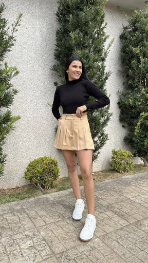 Mini Short Saia Plissada Camy